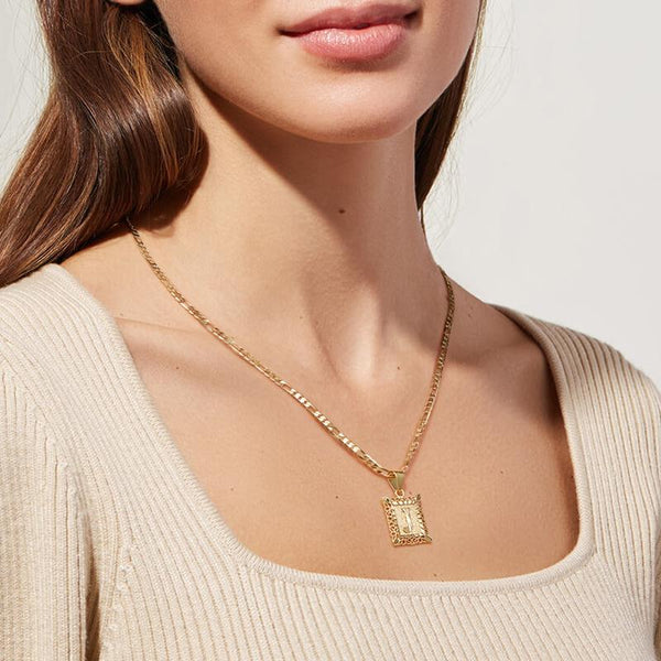 Collar Marco con Inicial Personalizada