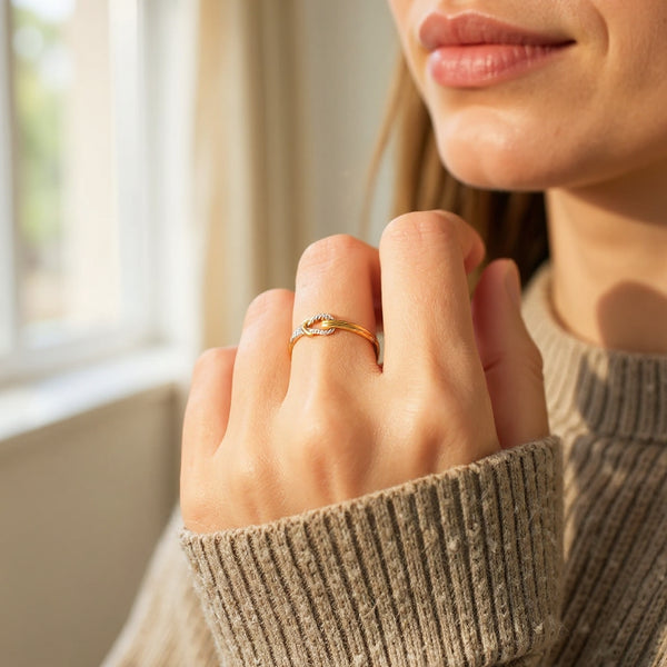 Anillo  Nudo de Amor