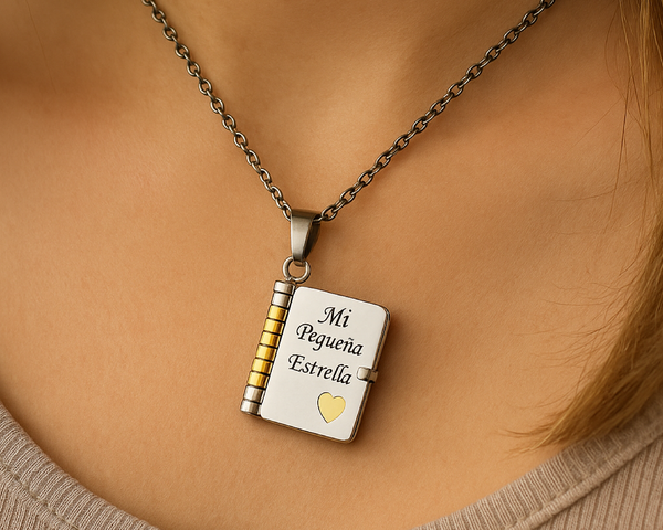 Collar con libro «Mi pequeña estrella» para mi hija