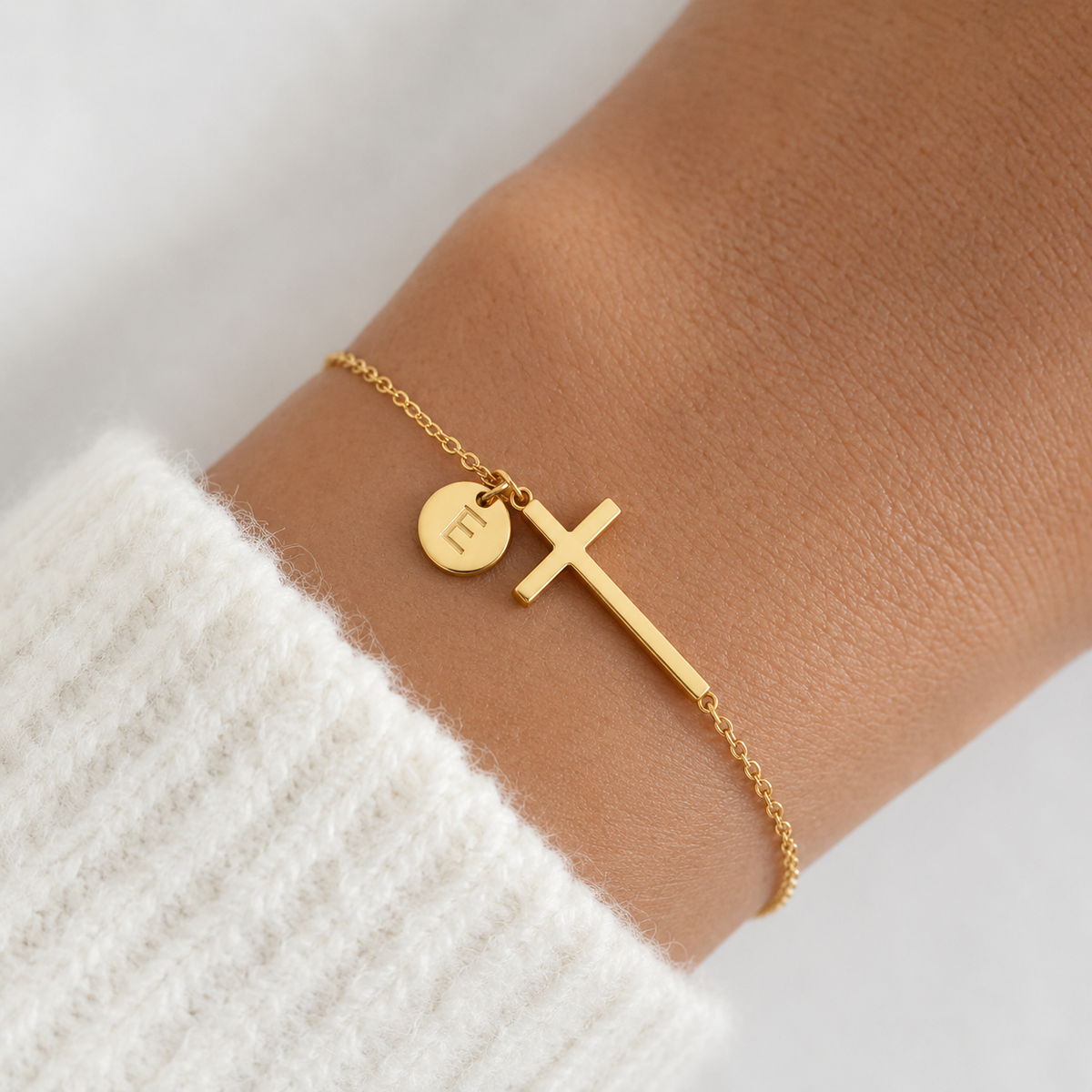 Pulsera con Inicial "Cruz"