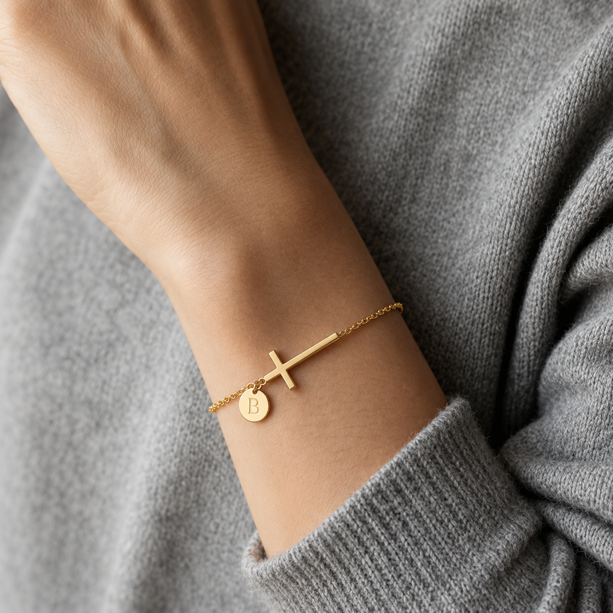 Pulsera con Inicial "Cruz"