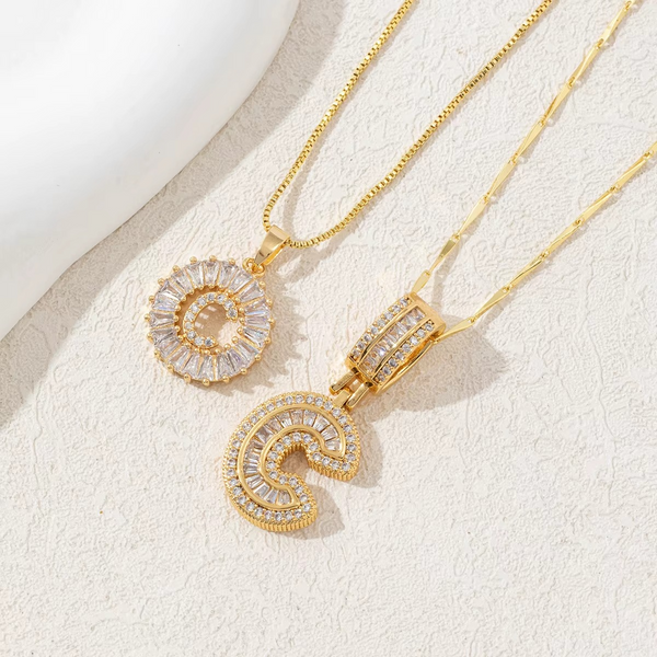 Collares con Inicial – Pack de 2 unidades
