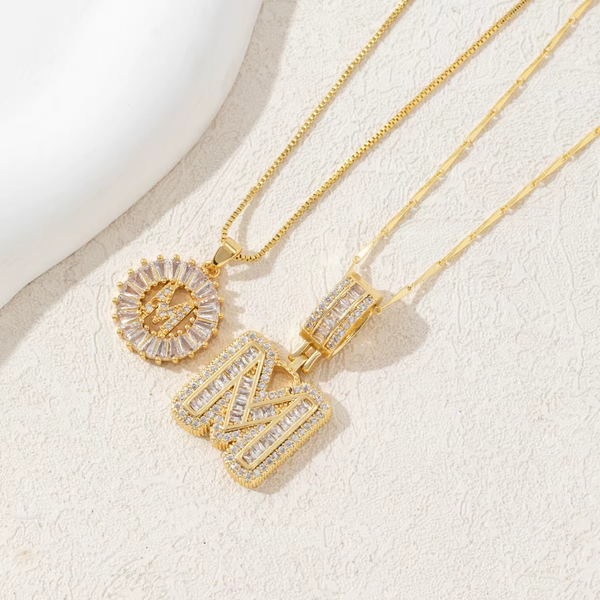 Collares con Inicial – Pack de 2 unidades